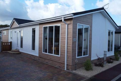 2 bedroom park home for sale, Clacton-on-Sea