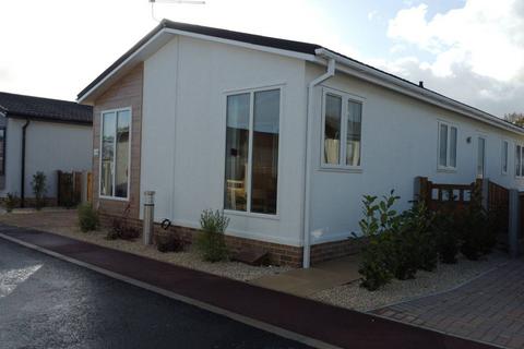 2 bedroom park home for sale, Clacton-on-Sea