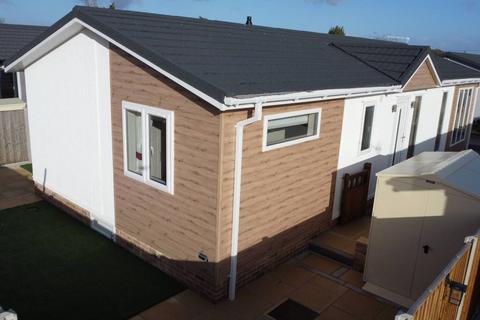 2 bedroom park home for sale, Clacton-on-Sea