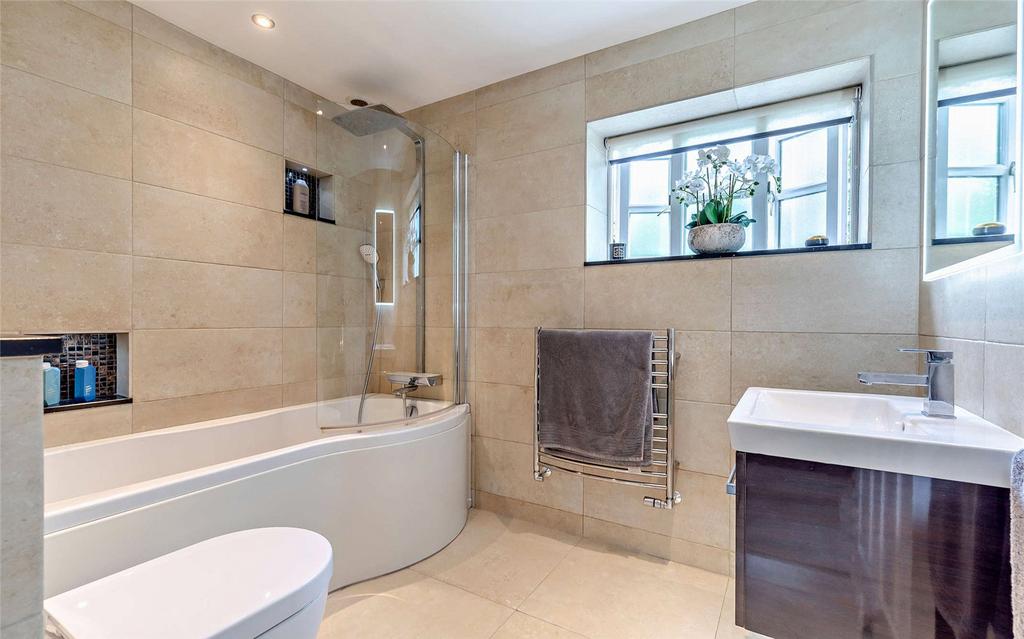 Bed 3 En Suite