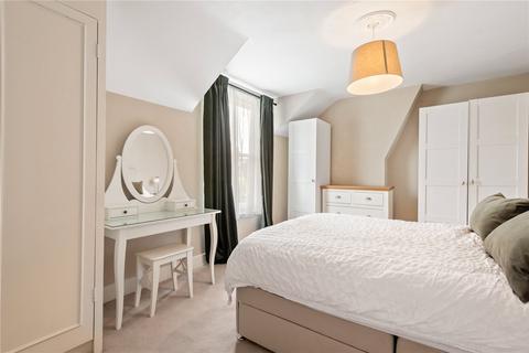 2 bedroom apartment for sale, Lavender Gardens, London, SW11
