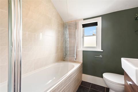 2 bedroom apartment for sale, Lavender Gardens, London, SW11