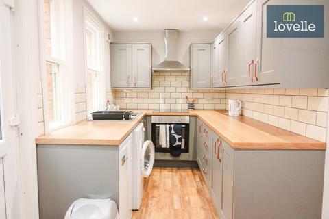 3 bedroom end of terrace house for sale, Queen Street, Louth LN11