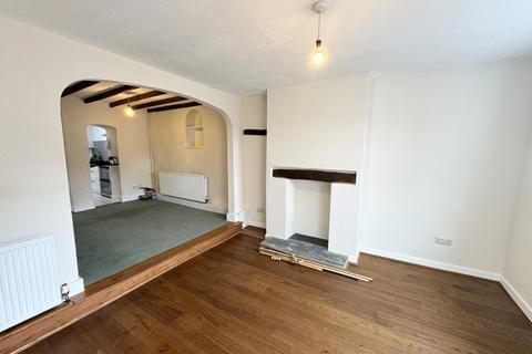 2 bedroom terraced house to rent, Two bedroom, terraced house in Clyst St Mary