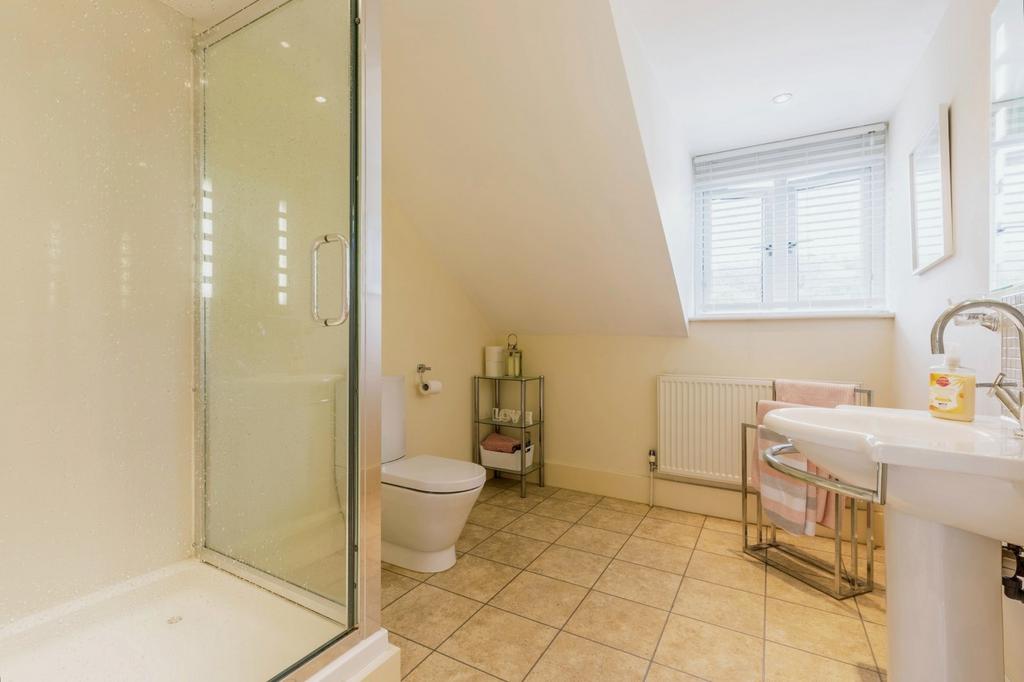 2nd Floor Bathroom