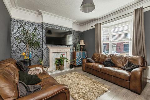 4 bedroom detached house for sale, Marlborough Street, West Yorkshire WF5