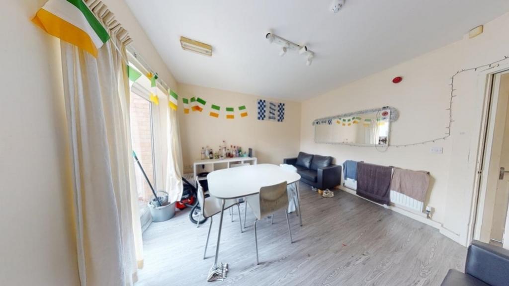 Lrg Lrg Flat-2-55-Alfreton-Road-04182024 183846
