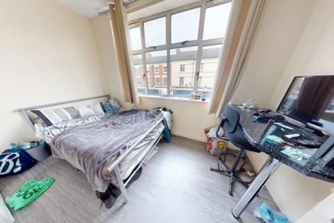 4 bedroom flat to rent, Flat 2, 55 Alfreton Road