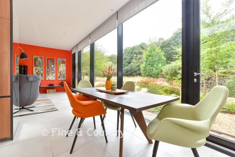 2 bedroom detached bungalow for sale, The Causeway, Freshwater, Isle of Wight