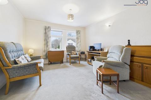 2 bedroom apartment for sale, Albion Mews | Spacious rooms and a rear facing canal view!