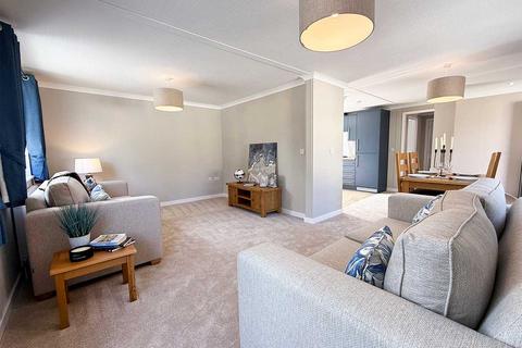 undefined, Crowthorne, Berkshire, RG40