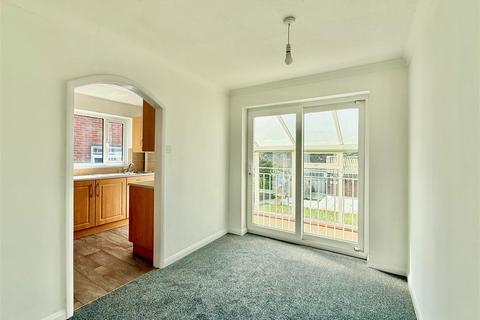 16 Henley Drive, Tamerton Foliot, Plymouth, PL5 4QA