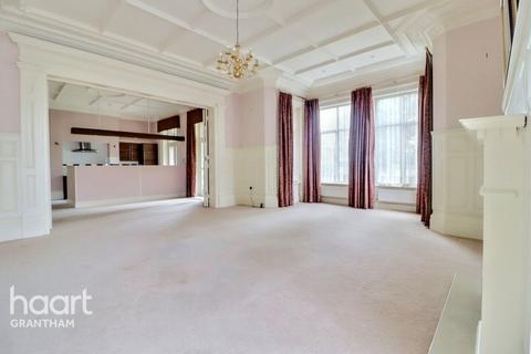undefined, Beacon Lane, GRANTHAM
