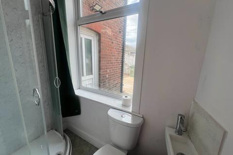 1 bedroom in a house share to rent, St Helens Road, Leigh, Leigh, WN7