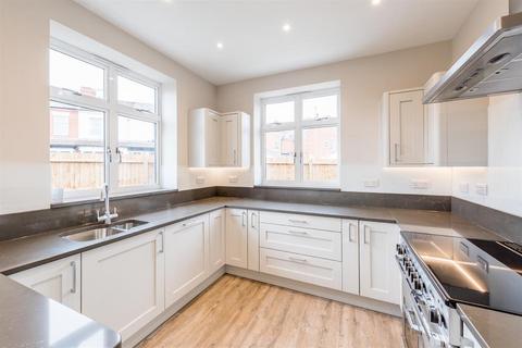 undefined, Springfield Road, Kings Heath, Birmingham, B14 7DX