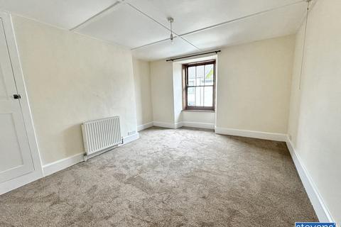 1 bedroom terraced house to rent, High Street, North Tawton, Devon, EX20
