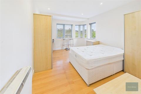 1 bedroom apartment to rent, Central Park Towers, Plymouth PL4