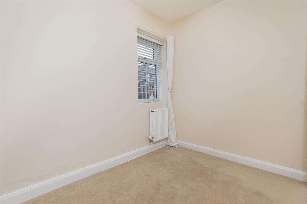 Bramleys Estate Agents - Dalmeny Avenue - Crosland