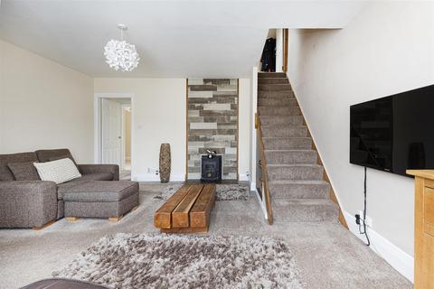 2 bedroom terraced house for sale, Dalmeny Avenue, Huddersfield