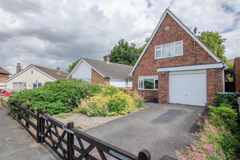 21 Alpine Road, Rushden, NN10 9RJ