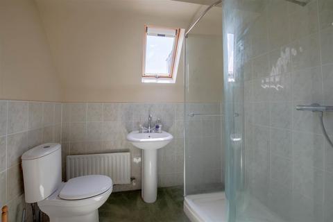 21 Alpine Road, Rushden, NN10 9RJ