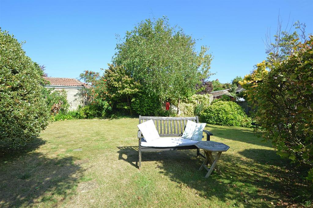 Resized Garden2.jpg