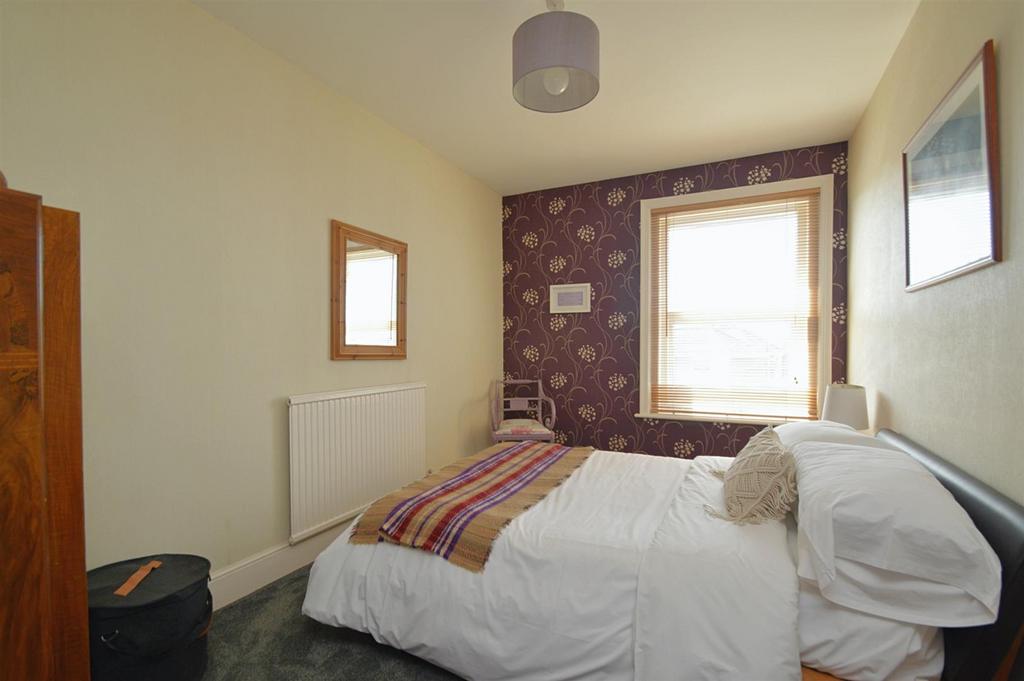 Resized Bed2.jpg