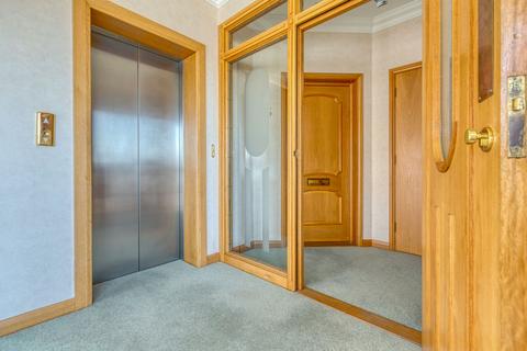 3 bedroom apartment for sale, Flat 6, Bay View Court, St Helier