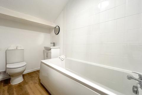 1 bedroom apartment to rent, Moorland Road, Weston-super-Mare, Somerset, BS23