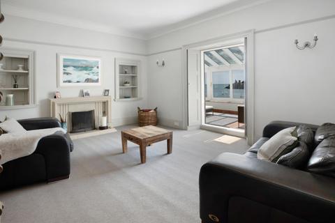 Yarrow Bank Beacon Road, Kingswear, Dartmouth, TQ6 0BS