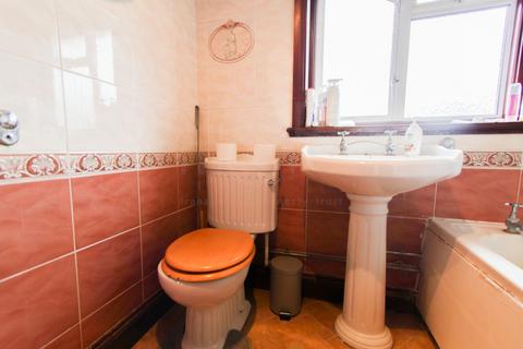 1 bedroom in a house share to rent, Dunley Drive, New Addington, CR0