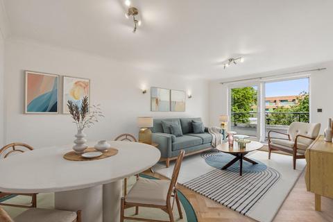 2 bedroom penthouse to rent, Just off Chiswick High Road, Central Chiswick, W4