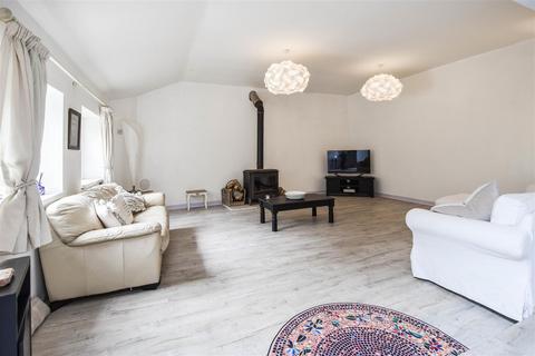 4 bedroom semi-detached house for sale, Ongar Road, Kelvedon Hatch, Brentwood