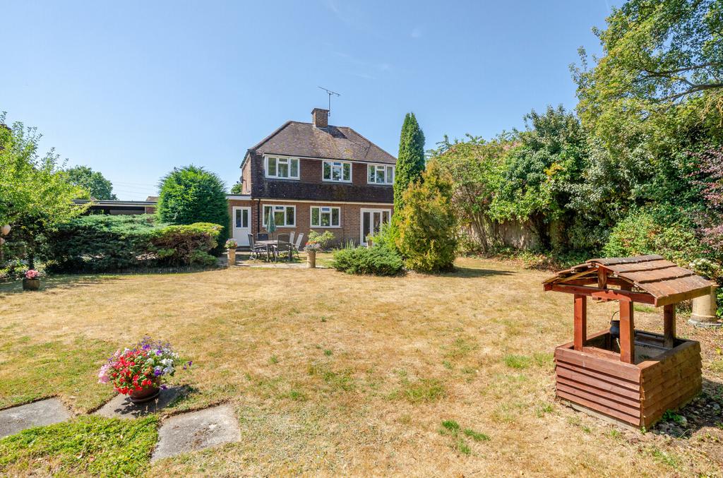 1327408-2-687a2a1...