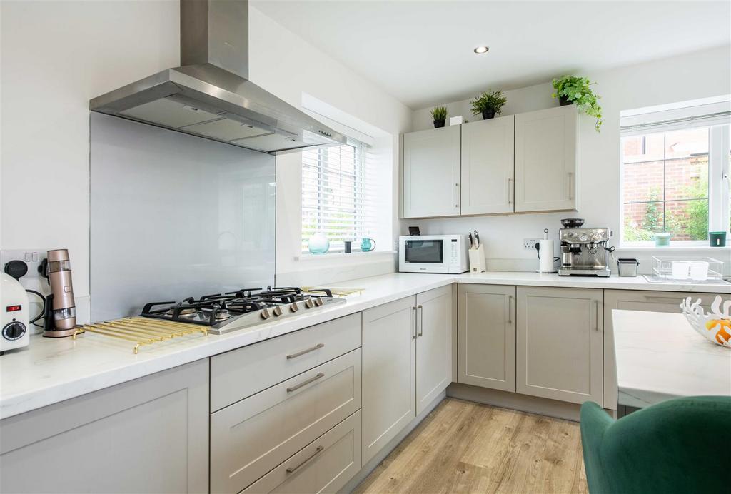 6 nowell close-low-20.jpg