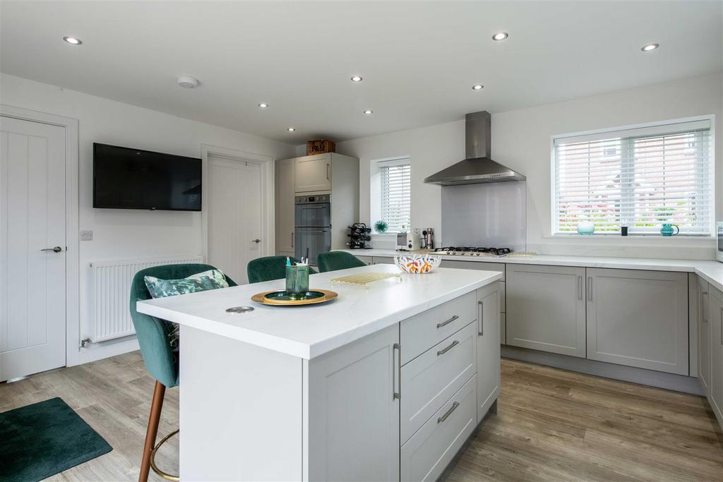 6 nowell close-low-22.jpg