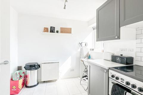 2 Crates Close, Kingswood, Bristol, BS15 4AF