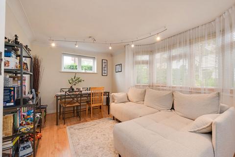 2 bedroom flat for sale, Audley Road, London W5