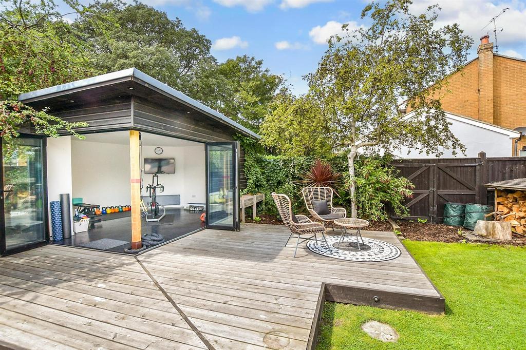 Patio / Decking