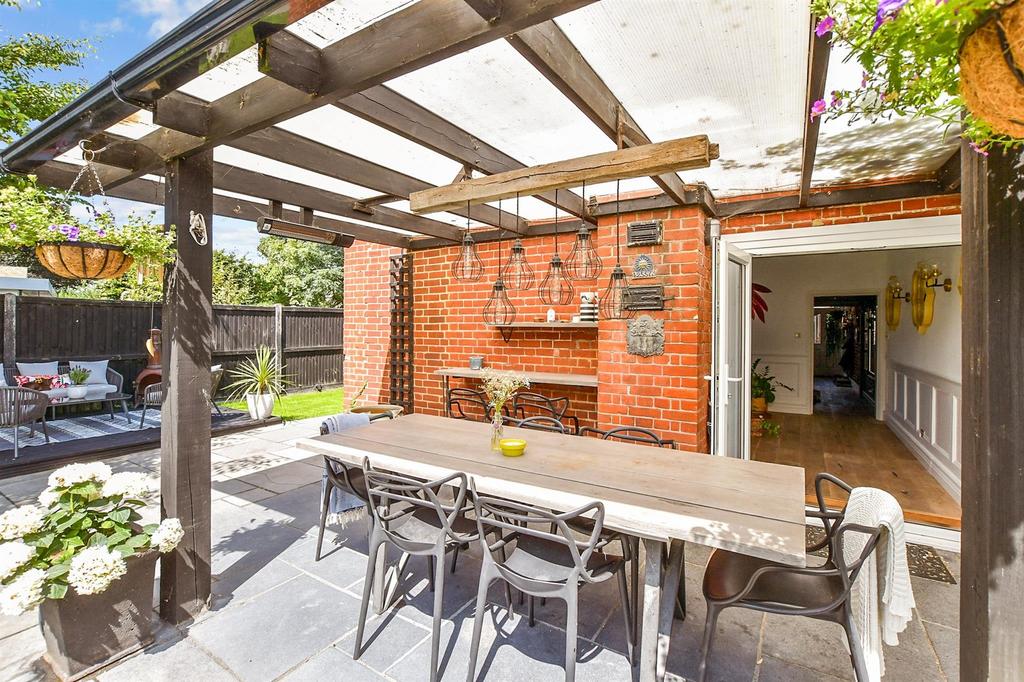 Patio / Decking