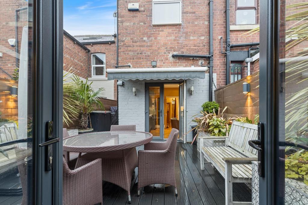 29 Victoria Crescent, Barnsley 15 297.jpg
