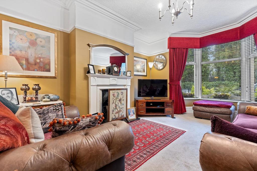29 Victoria Crescent, Barnsley 04 297.jpg