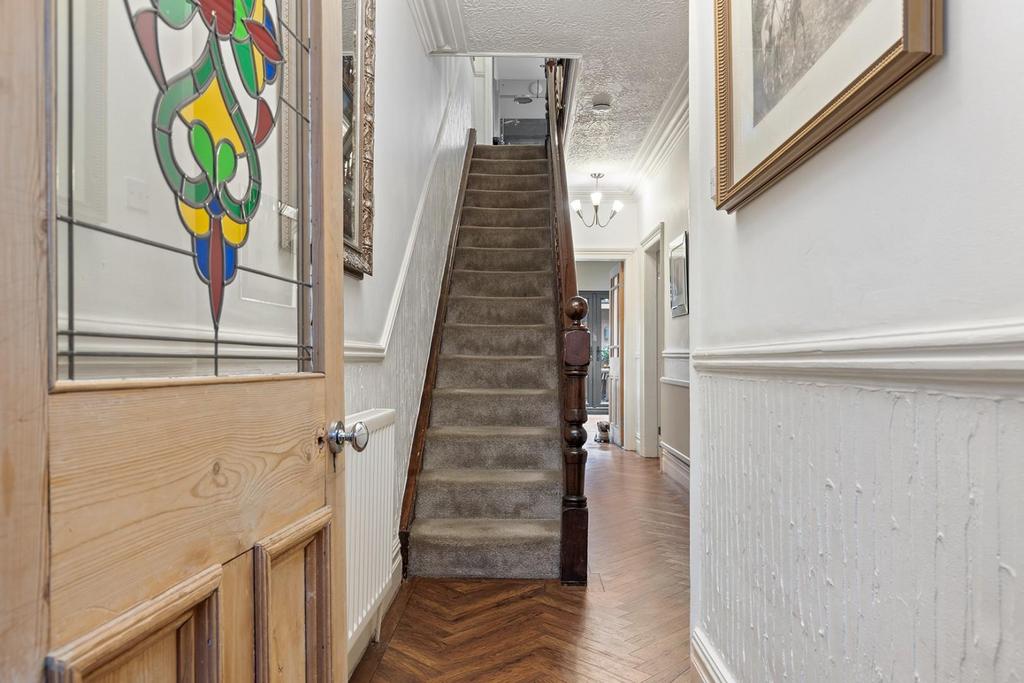 29 Victoria Crescent, Barnsley 03 297.jpg