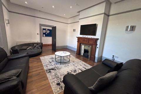 8 bedroom terraced house to rent, Burn Park Road, Sunderland, SR2