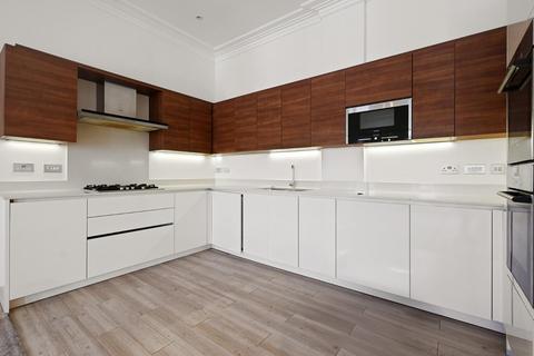 3 bedroom apartment to rent, Havanna Drive, London
