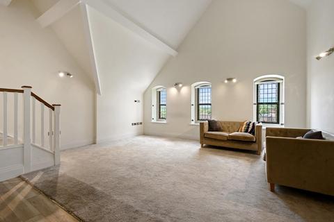 3 bedroom apartment to rent, Havanna Drive, London