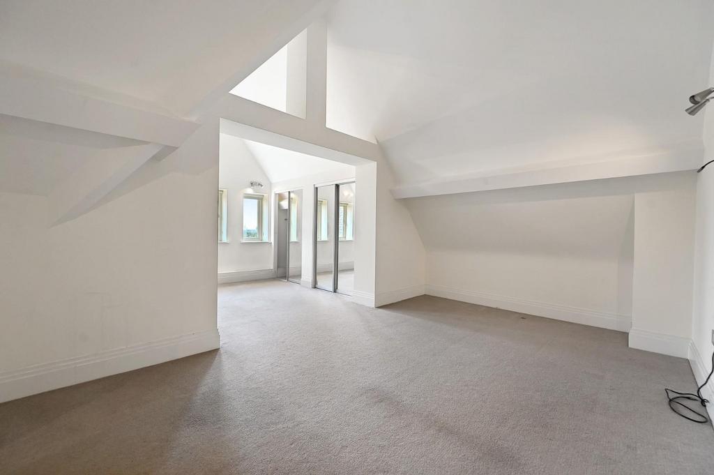 RCTEC- Flat 27, 2 Havana Drive- bedroom B3 (1).jpg