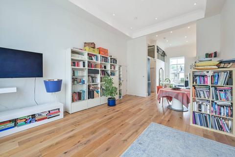 Belsize Lane, Belsize Park, London, NW3