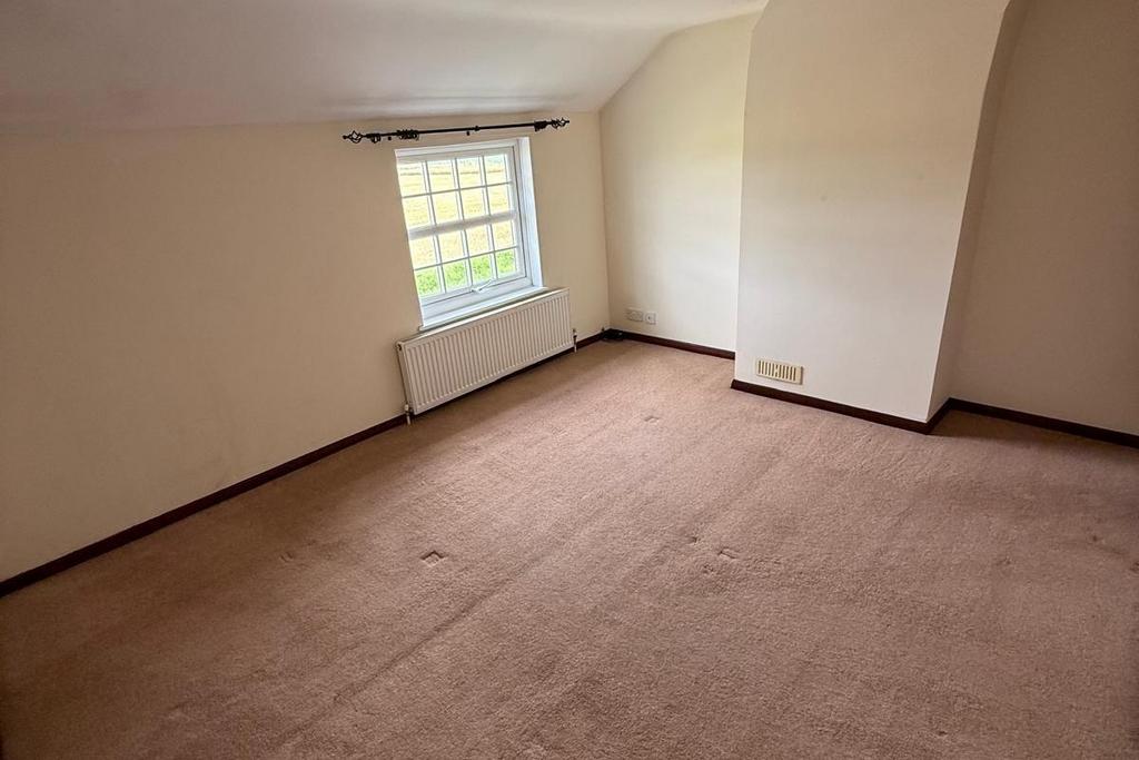 Bedroom 2 copy.jpg