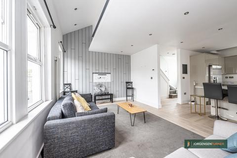 2 bedroom flat for sale, Bradiston Road, Maida Vale, W9